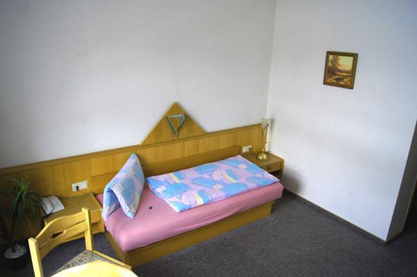 Hotel Fasold Sulzfeld  Zimmer foto
